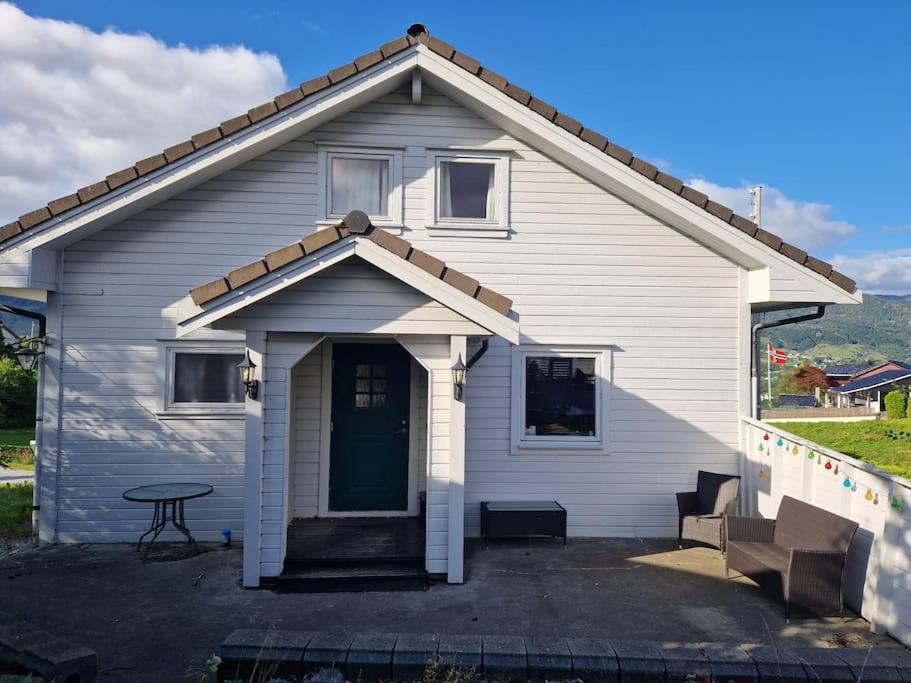 Madsgard Villa Etnesjoen Luaran gambar